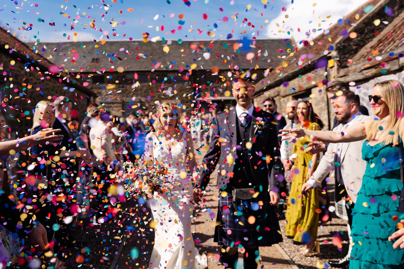 Victoria & Ryan at Pratis Barns